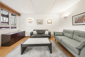 Reception room shot 3- click for photo gallery